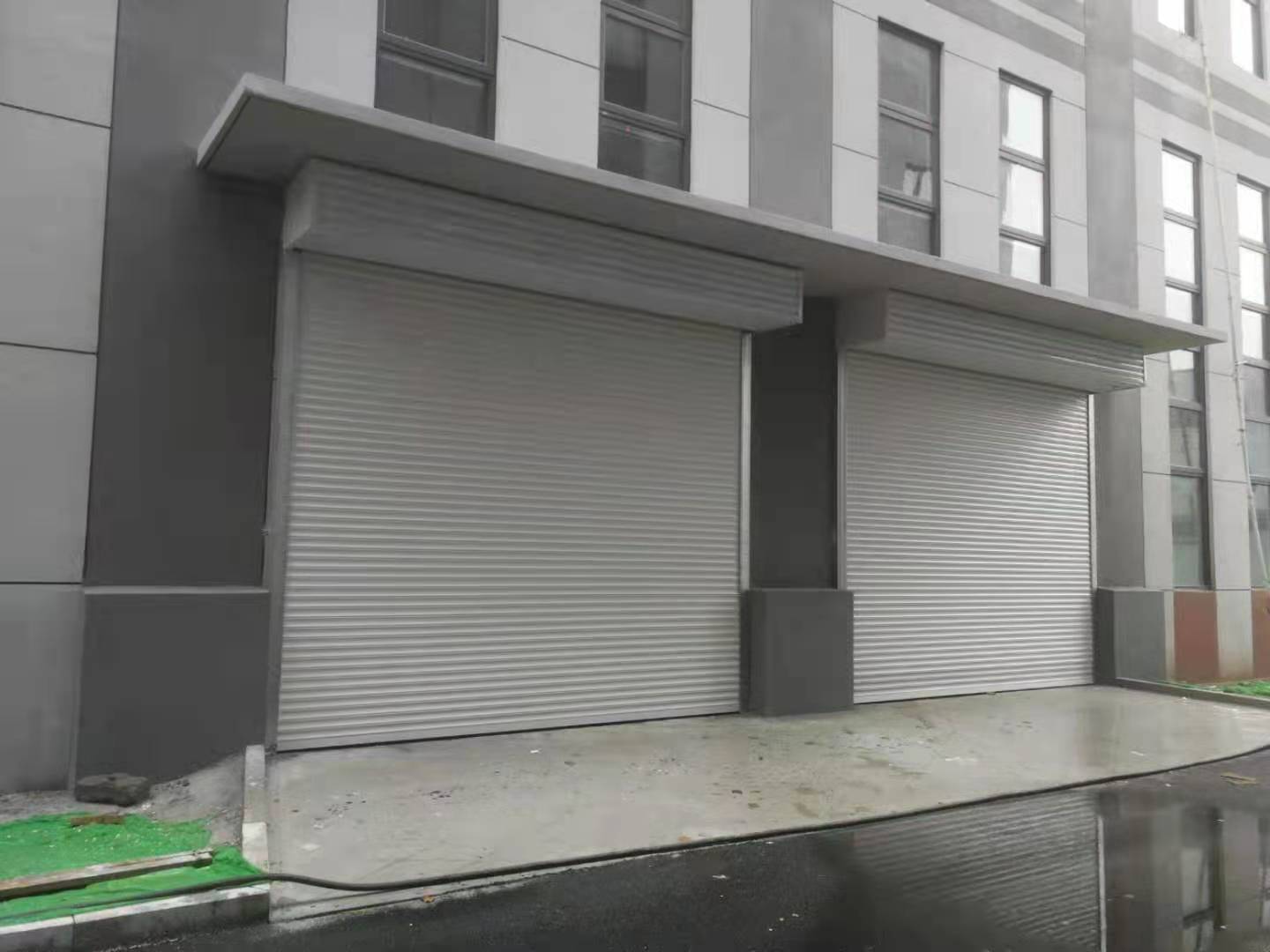 濟(jì)南卷簾門使用過程中卷不上去了咋回事？